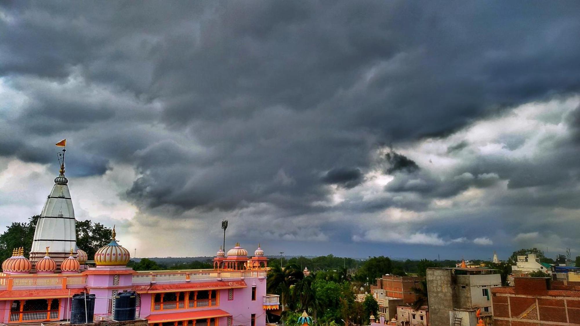 Anand Yatri Grah - Home Stay, Ujjain Zewnętrze zdjęcie