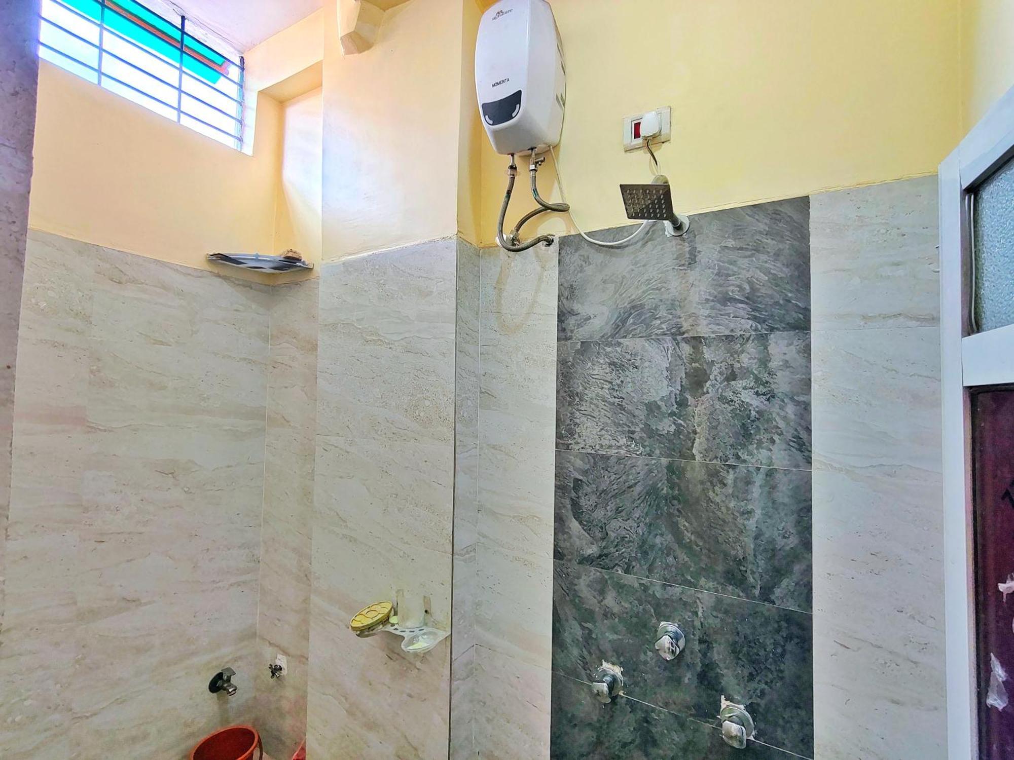 Anand Yatri Grah - Home Stay, Ujjain Zewnętrze zdjęcie