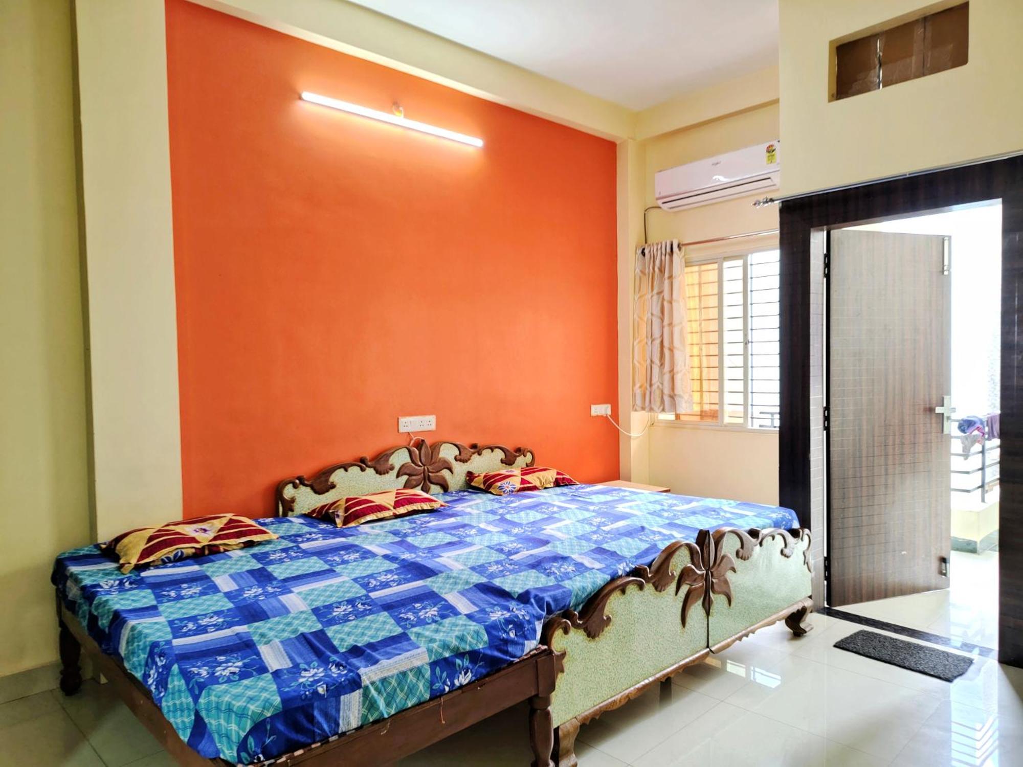 Anand Yatri Grah - Home Stay, Ujjain Zewnętrze zdjęcie